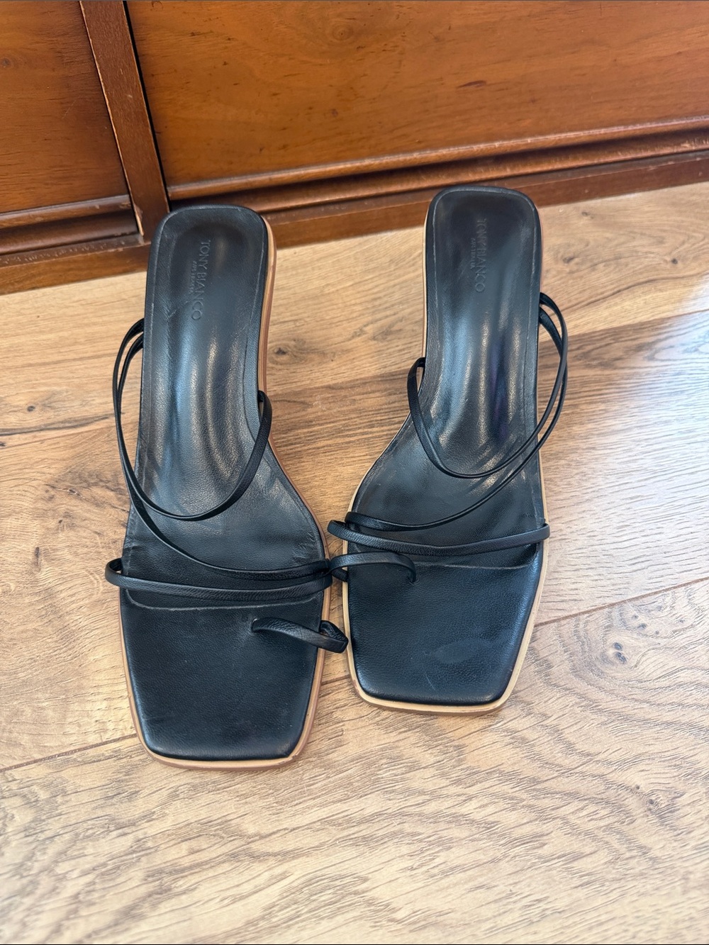 NWOT Tony Bianco Danni Black Strappy Square-Toe Women's Sandals